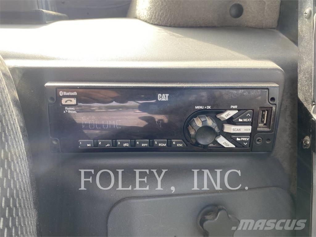 CAT 272D3 Skid steer mini utovarivači