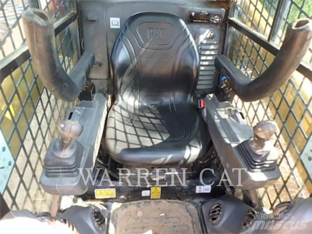 CAT 272D3 C3H1 Skid steer mini utovarivači