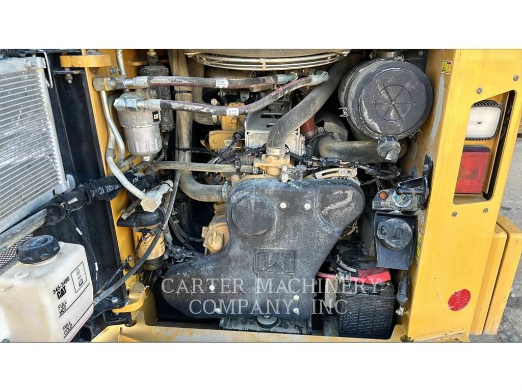 CAT 299D3 Skid steer mini utovarivači