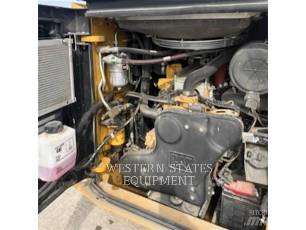 CAT 299D3 Skid steer mini utovarivači