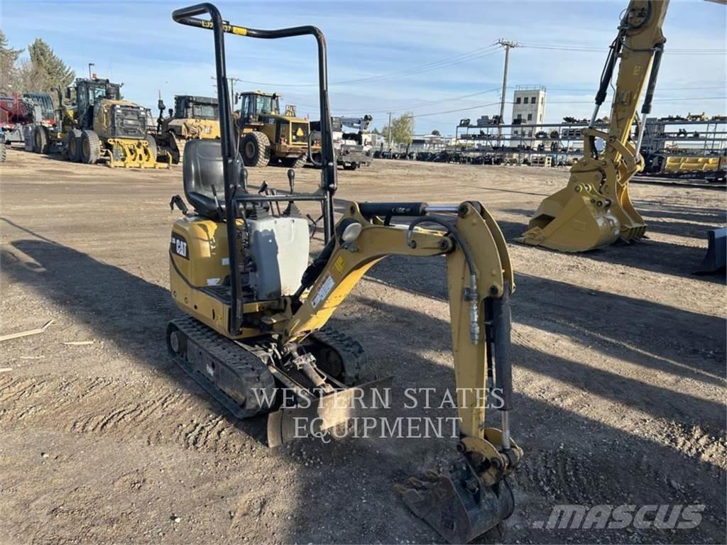 CAT 300.9D Bageri guseničari
