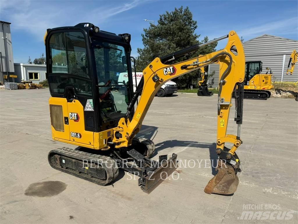 CAT 301.6 Bageri guseničari
