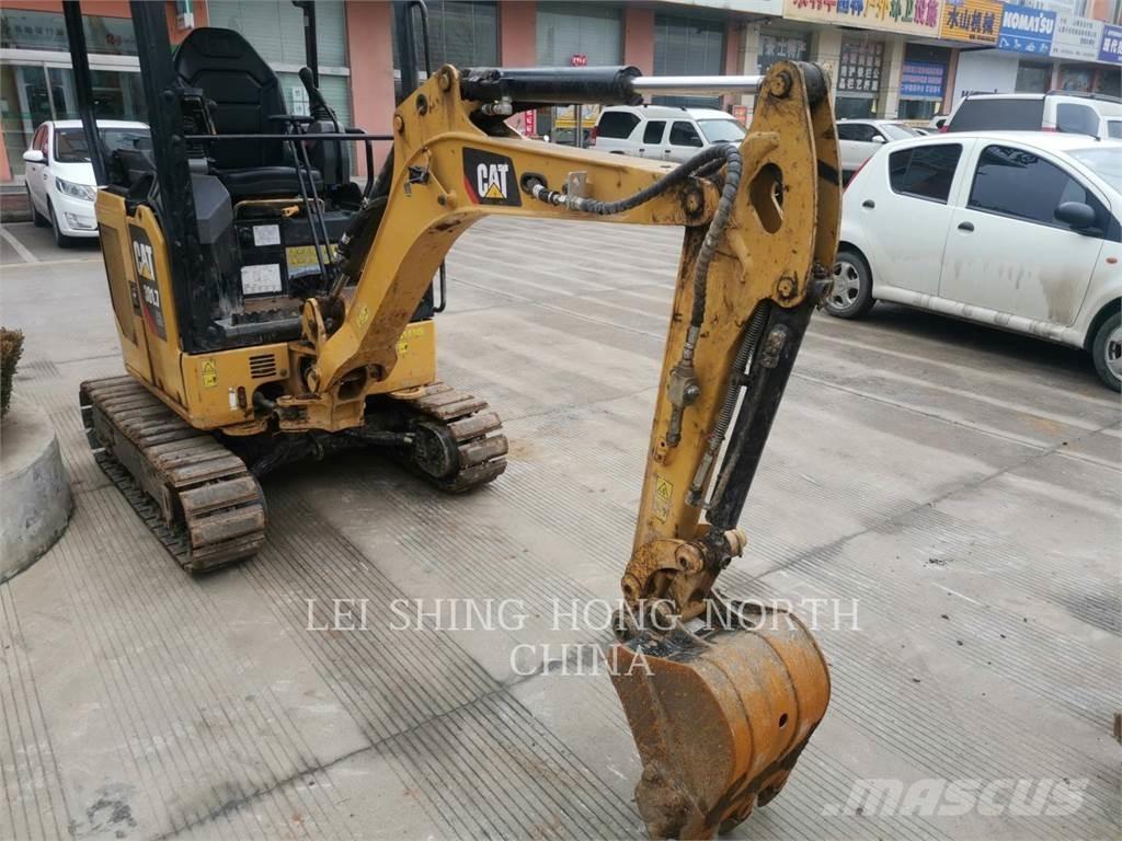 CAT 301.7CR Bageri guseničari