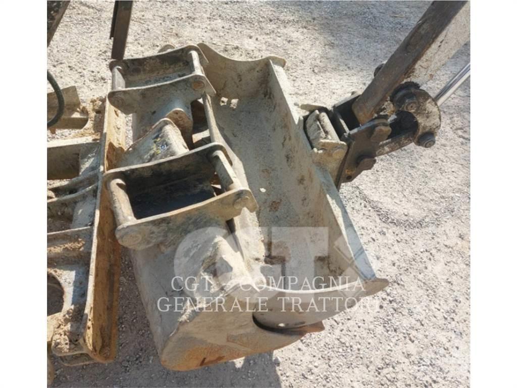 CAT 301.7D Bageri guseničari