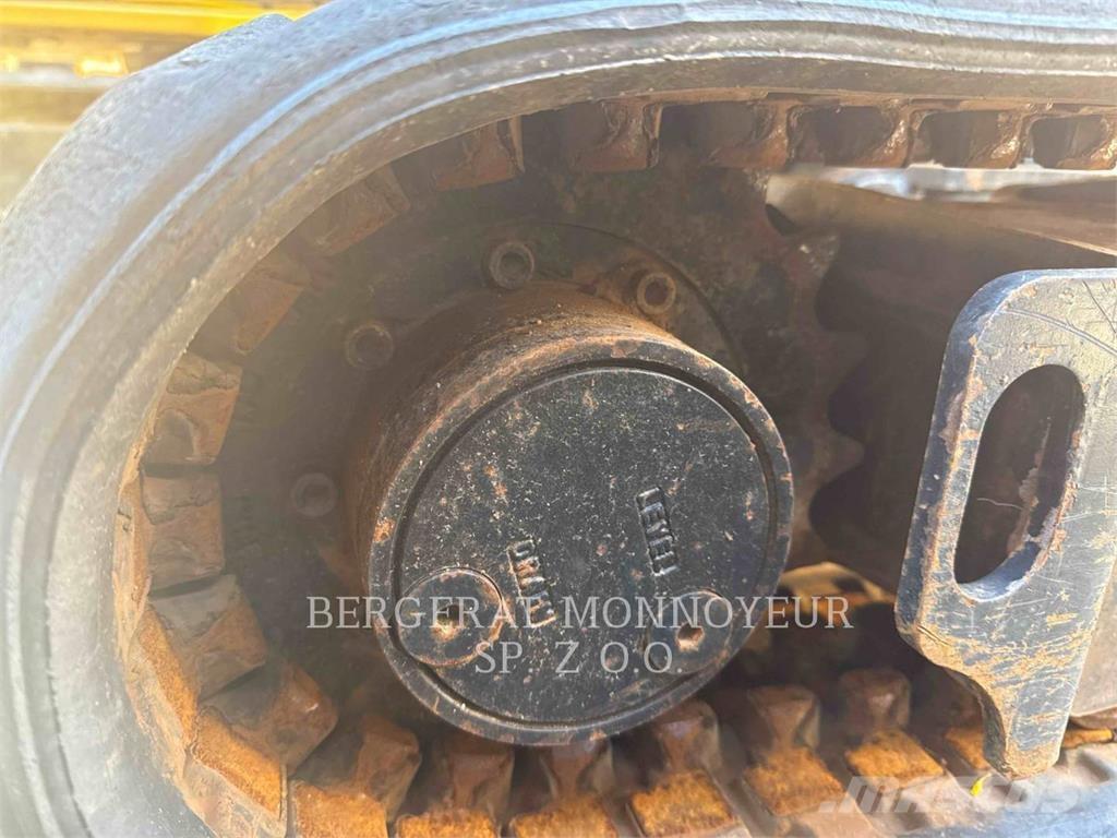 CAT 301.8 Bageri guseničari