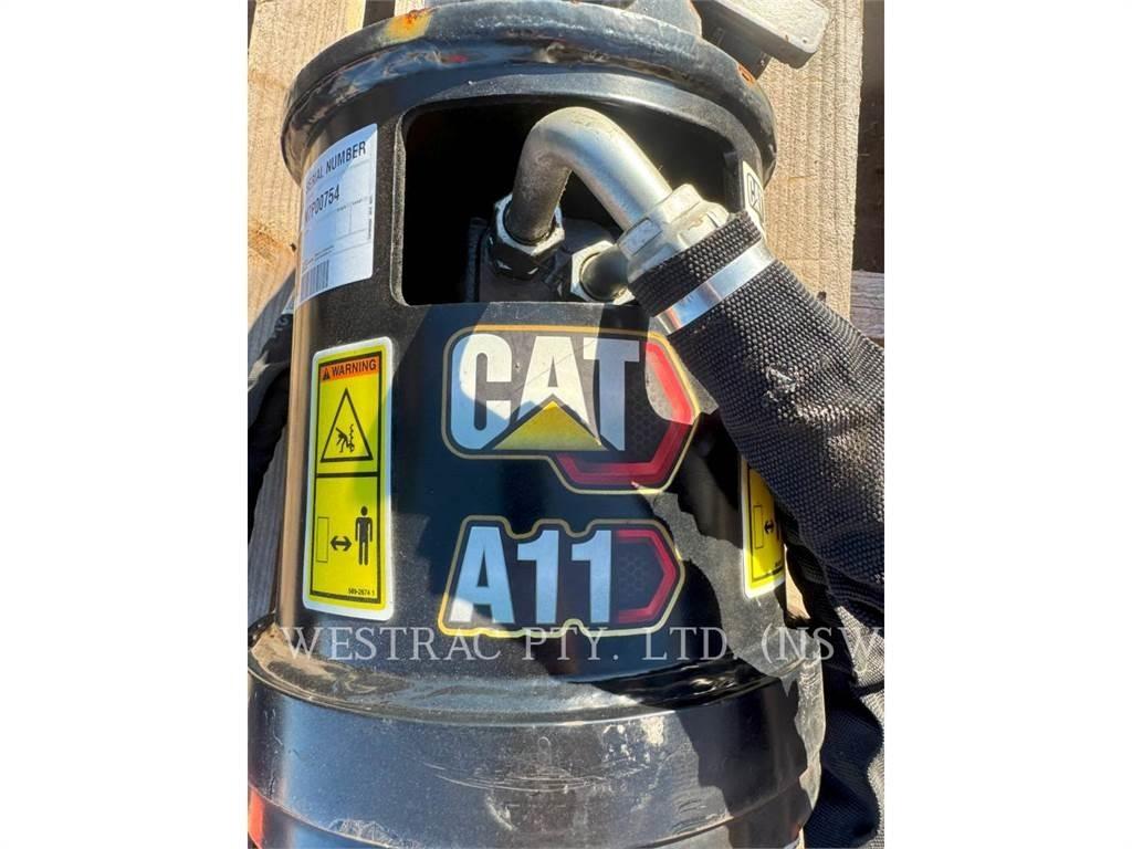 CAT 301.8-05 Bageri guseničari