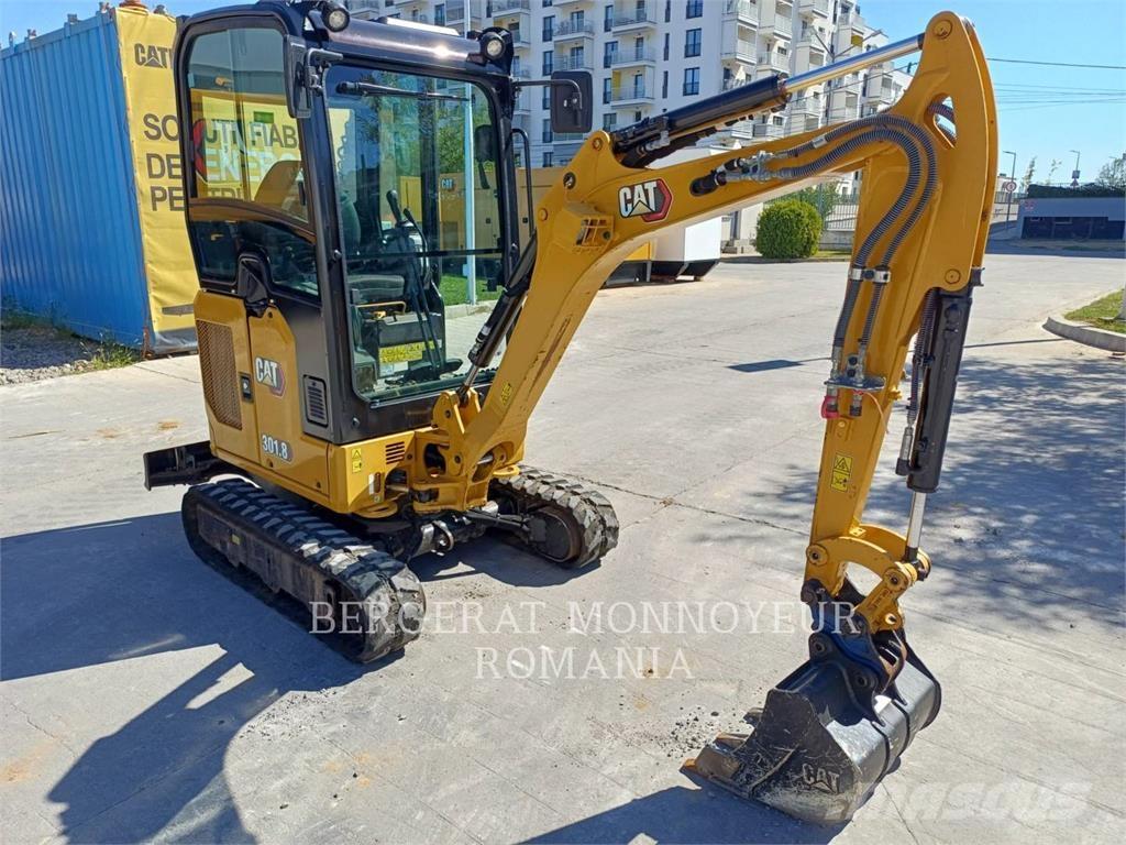 CAT 301.8-05 Bageri guseničari