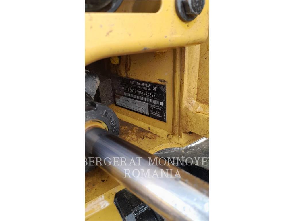 CAT 301.8-05 Bageri guseničari