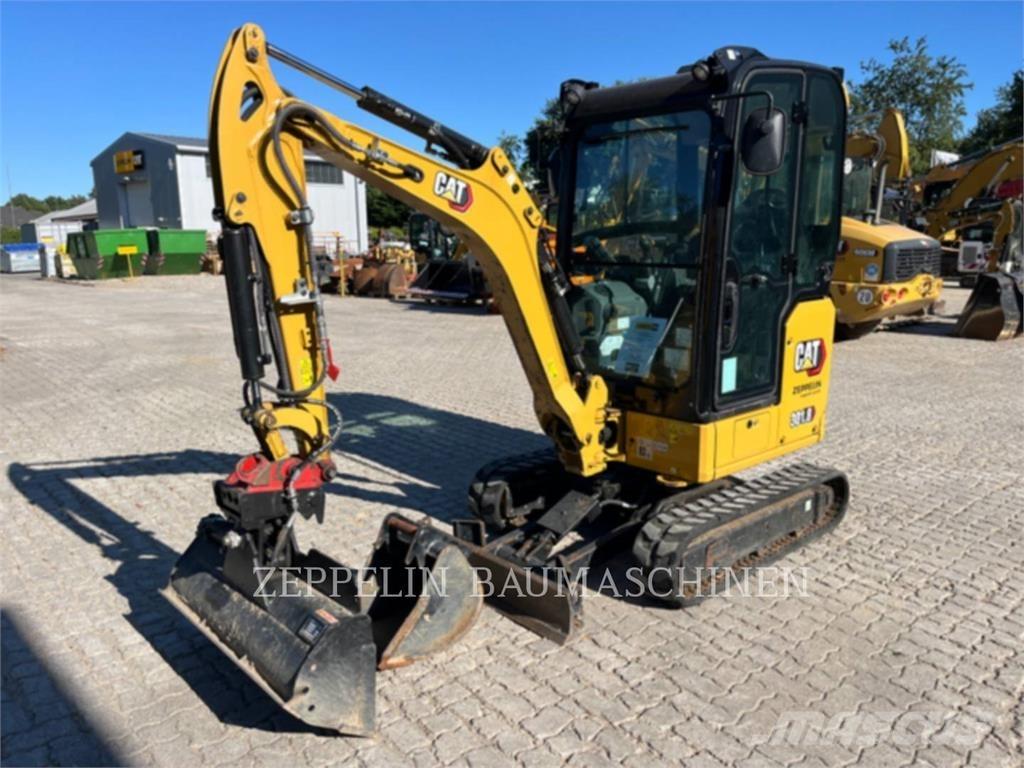 CAT 301.8-05A Bageri guseničari