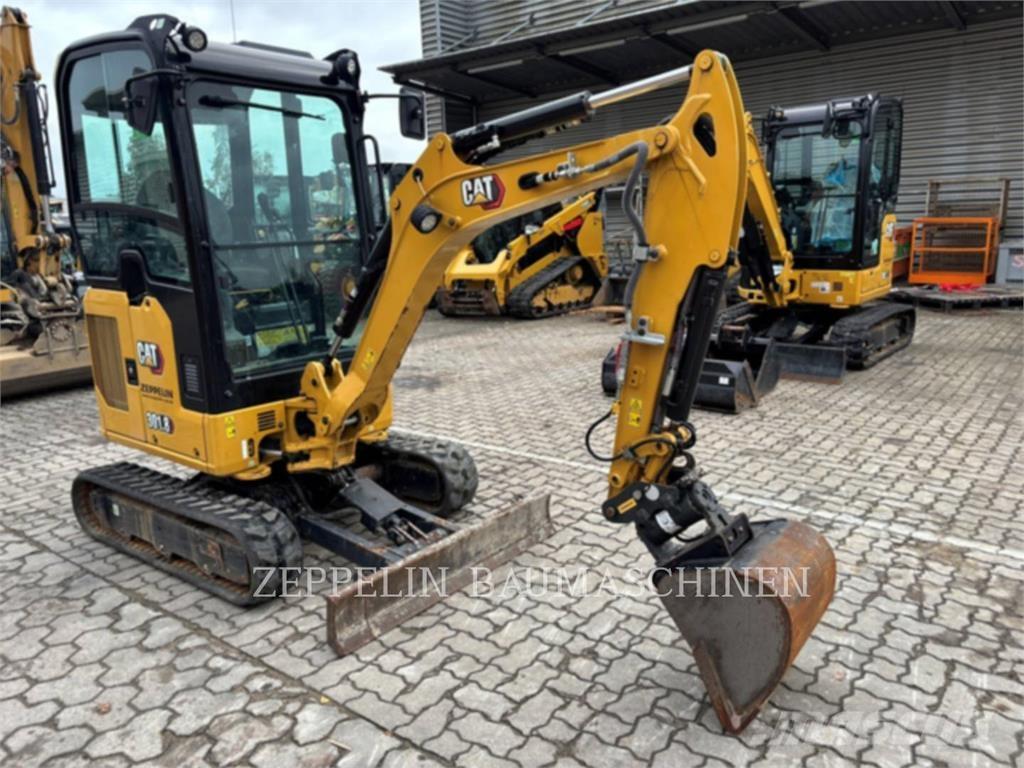 CAT 301.8-05A Bageri guseničari