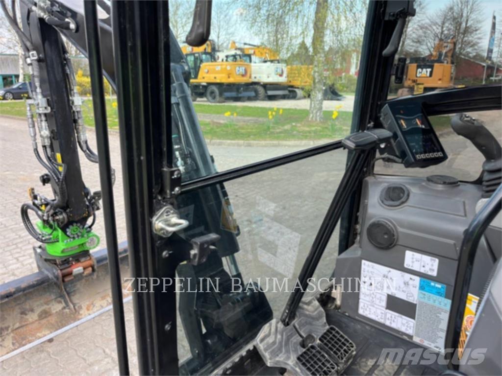 CAT 302-05A CR Bageri guseničari