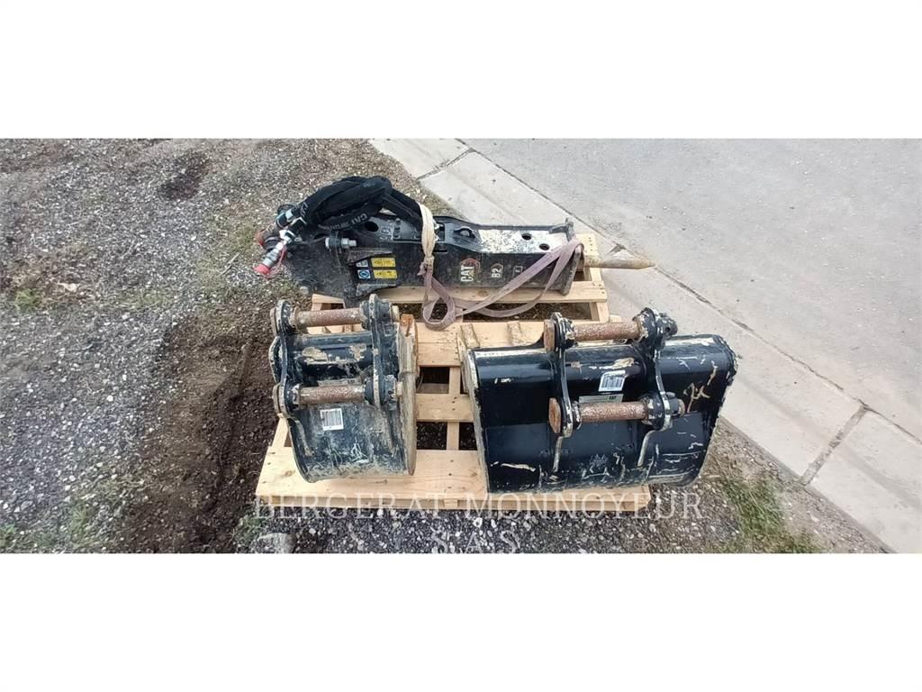 CAT 302.7 Bageri guseničari