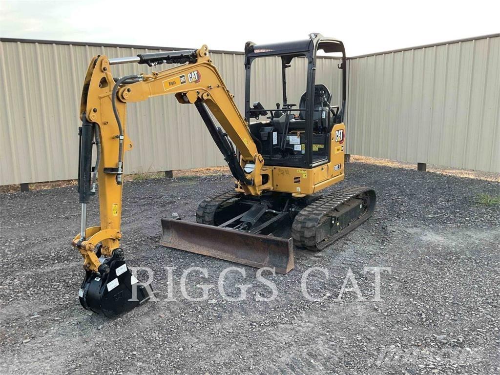 CAT 302.7 Bageri guseničari