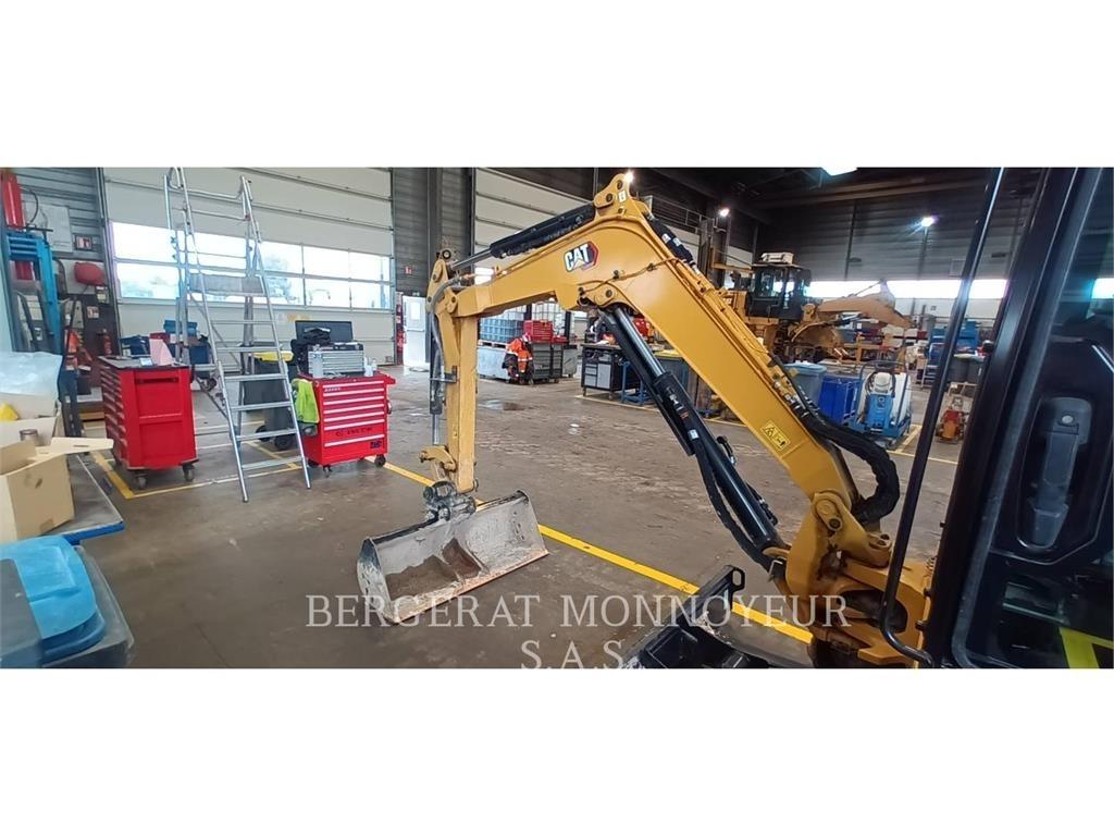 CAT 302.7 Bageri guseničari