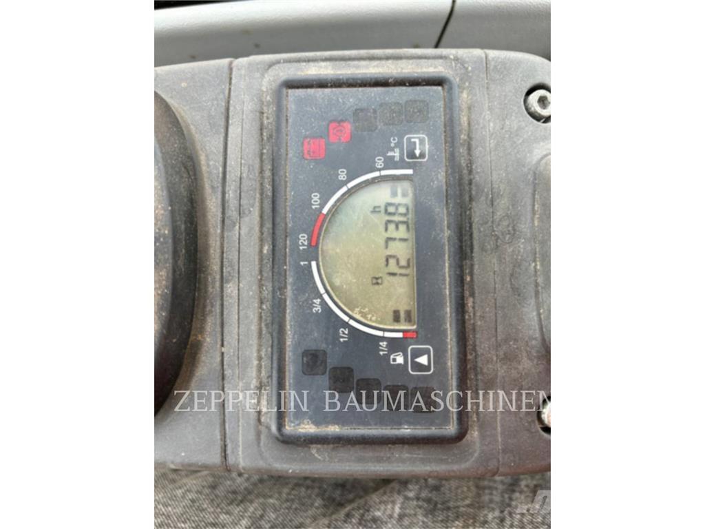 CAT 302.7D Bageri guseničari