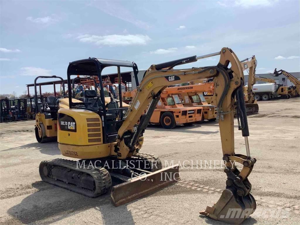 CAT 302.7DCR Bageri guseničari
