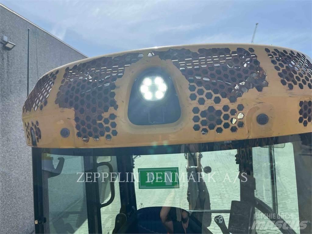 CAT 30205CR Bageri guseničari