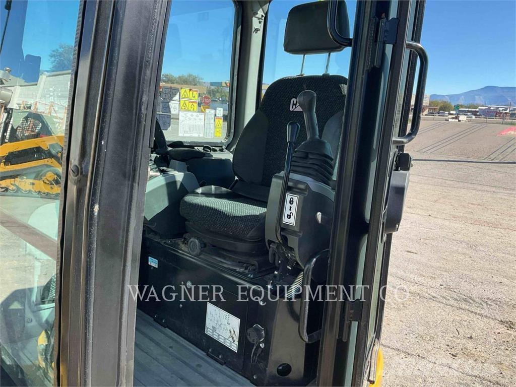 CAT 303.5E2 Bageri guseničari