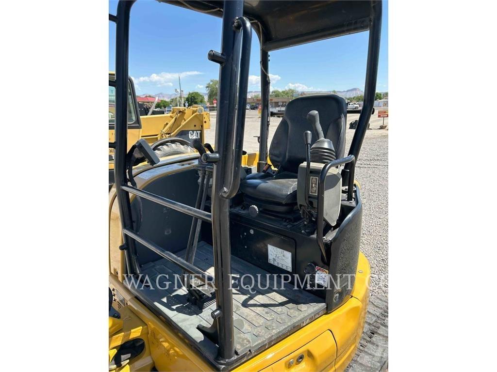 CAT 303.5E2CR Bageri guseničari