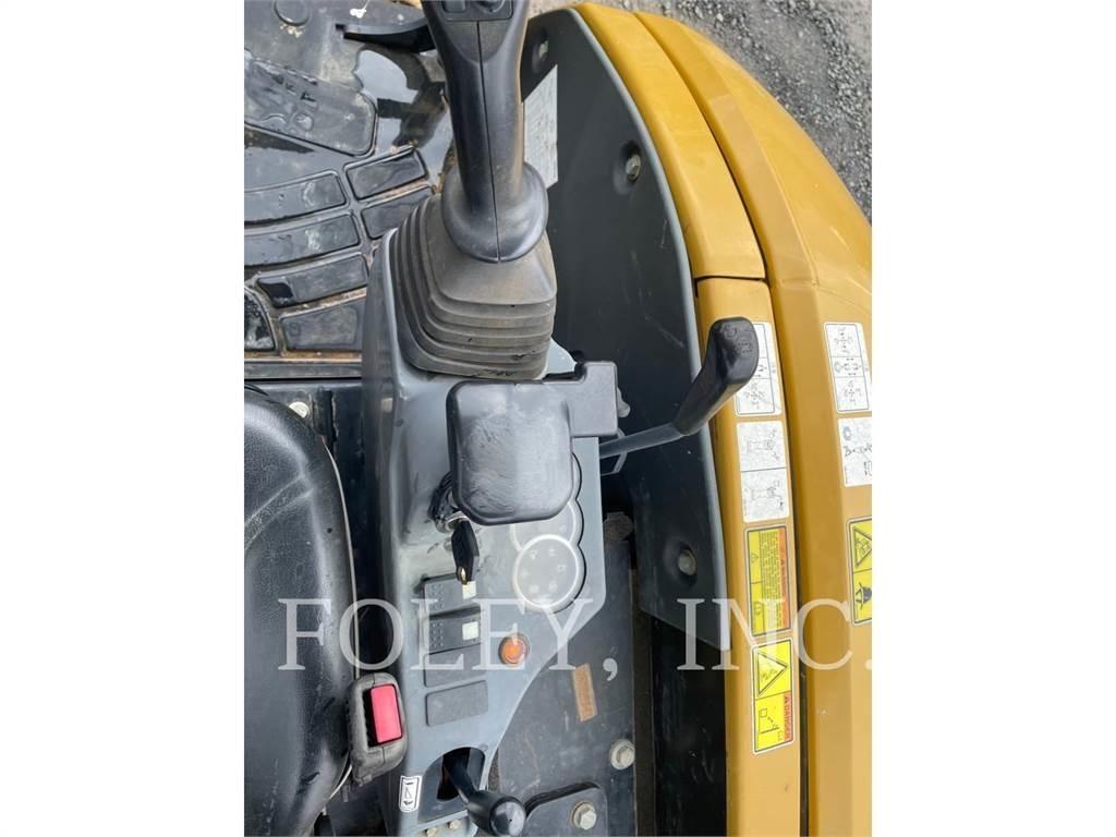 CAT 303ECR Bageri guseničari