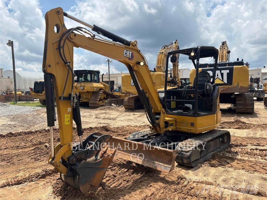 CAT 304 Bageri guseničari