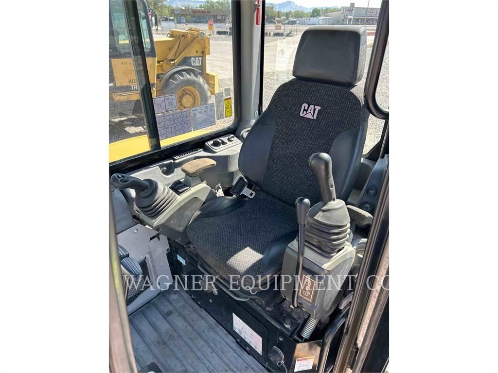 CAT 304.5E2 Bageri guseničari