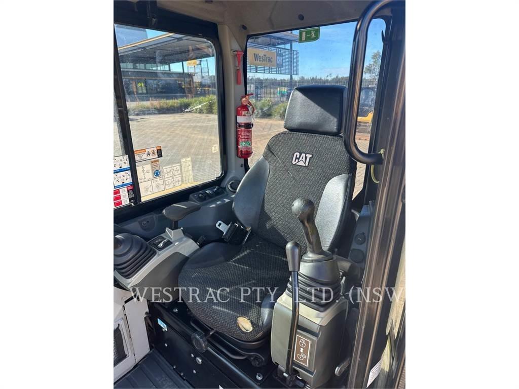 CAT 304E2CR Bageri guseničari