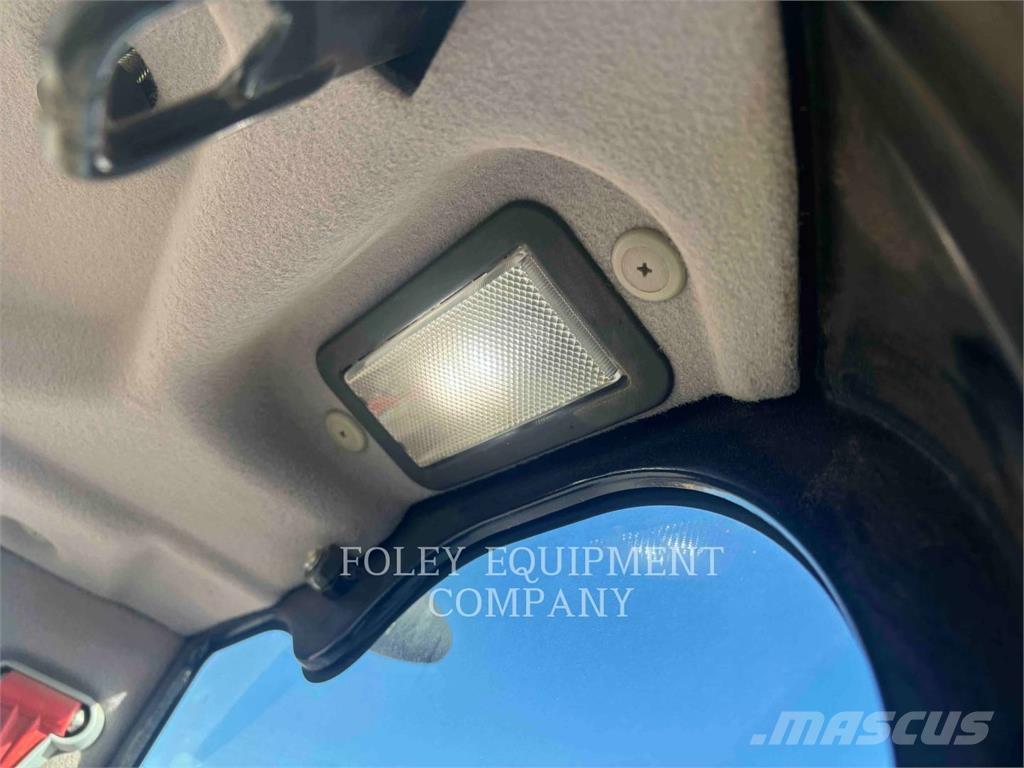 CAT 30507CR Bageri guseničari