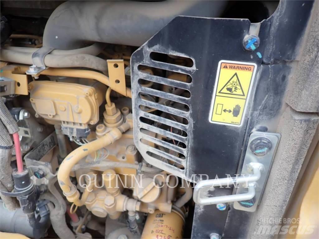 CAT 305E2 Bageri guseničari