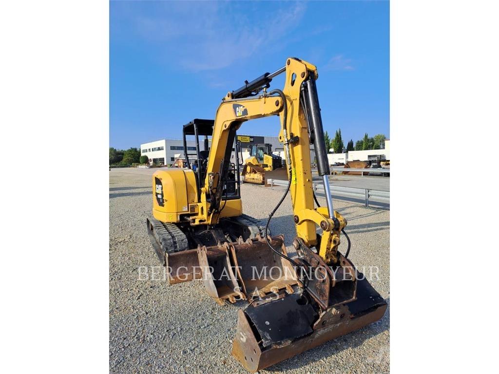 CAT 305E2 Bageri guseničari