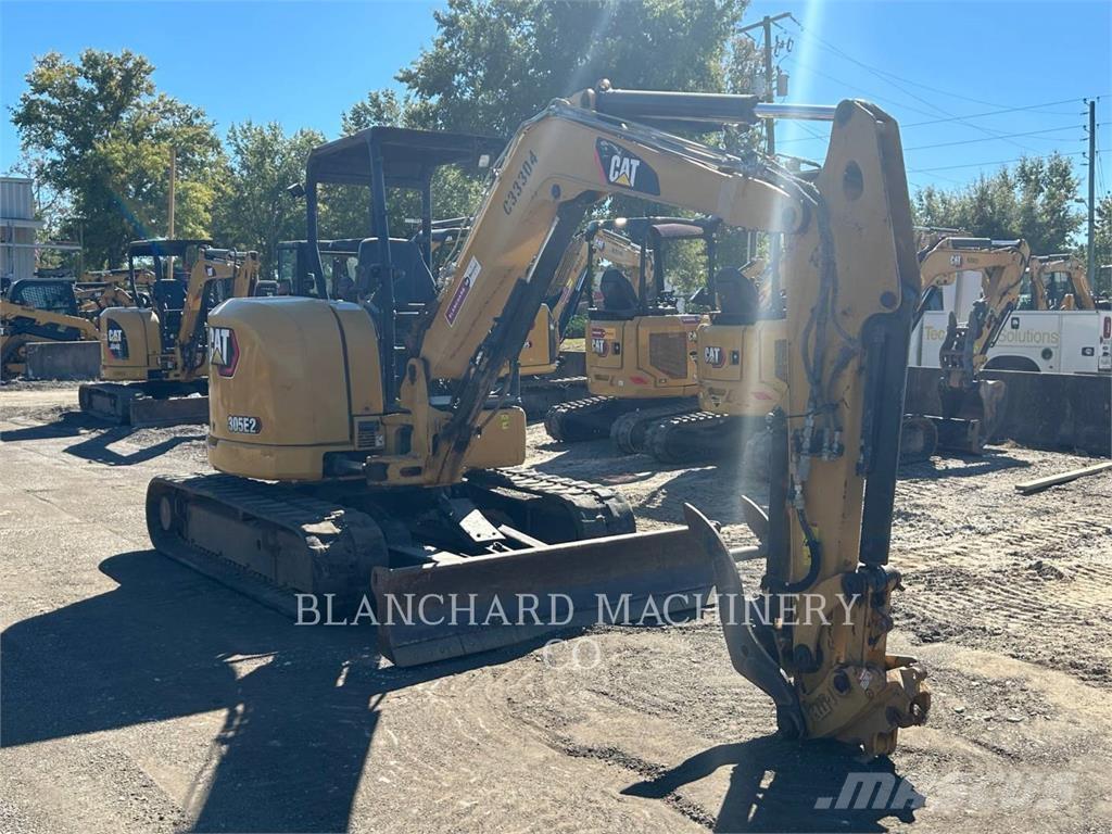 CAT 305E2 Bageri guseničari