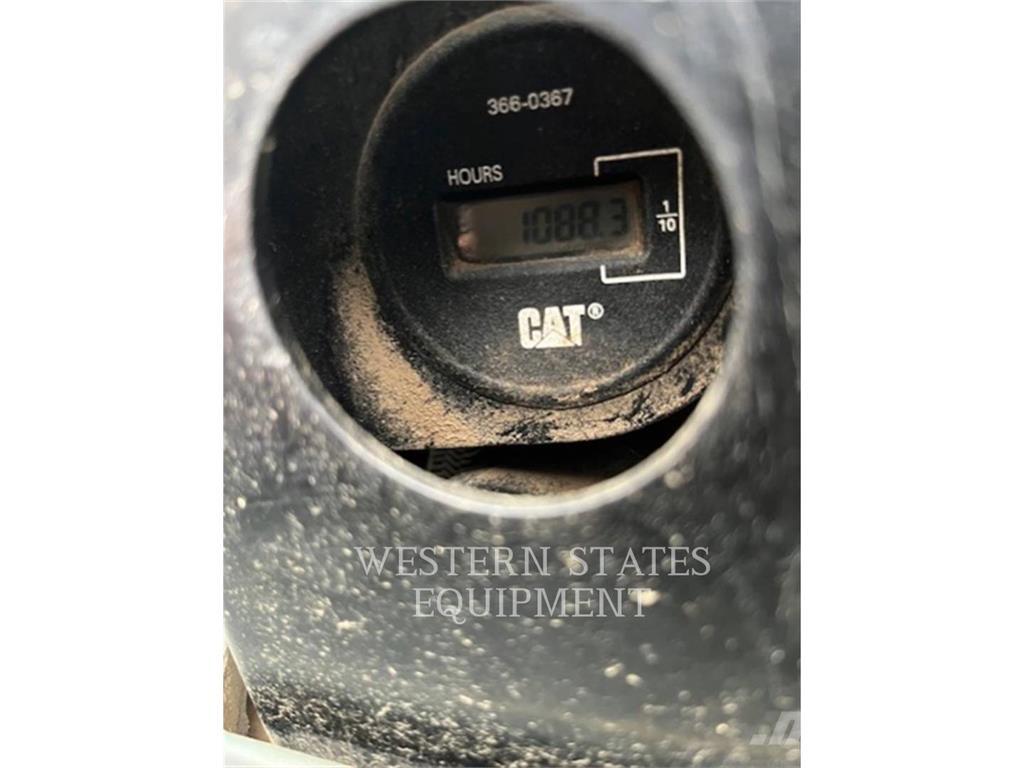 CAT 305E2 Bageri guseničari