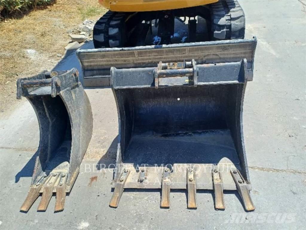 CAT 306 CR Bageri guseničari