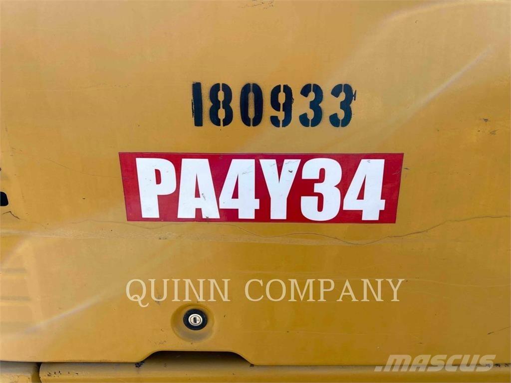 CAT 308E2 Bageri guseničari