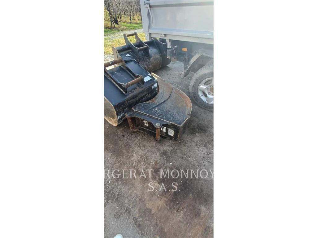 CAT 309 Bageri guseničari