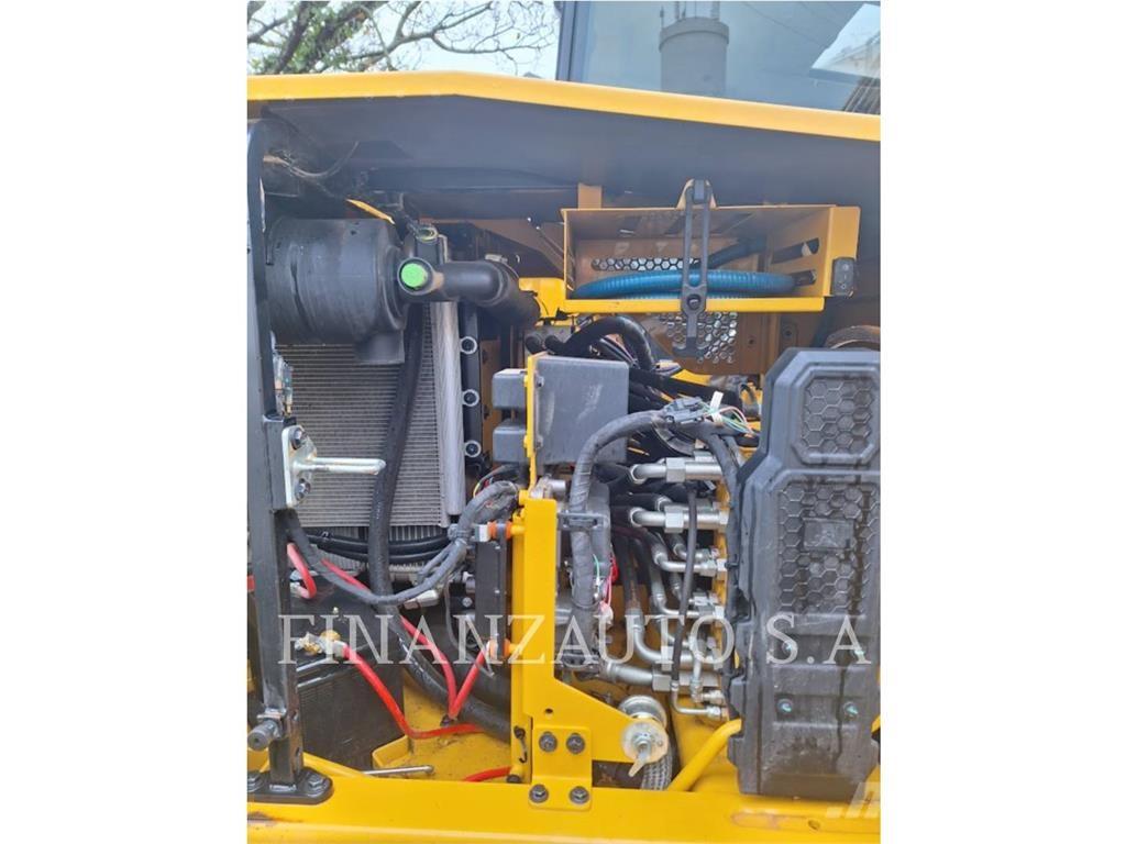 CAT 310 Bageri guseničari