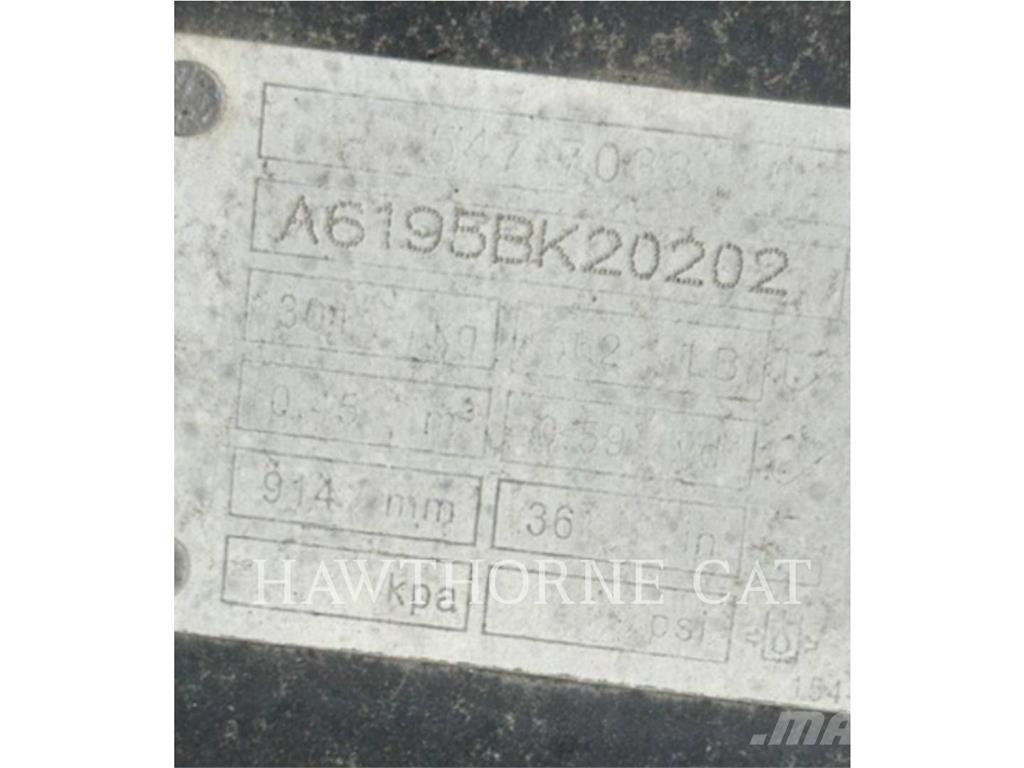 CAT 310 36 BUCKET Kašike / Korpe