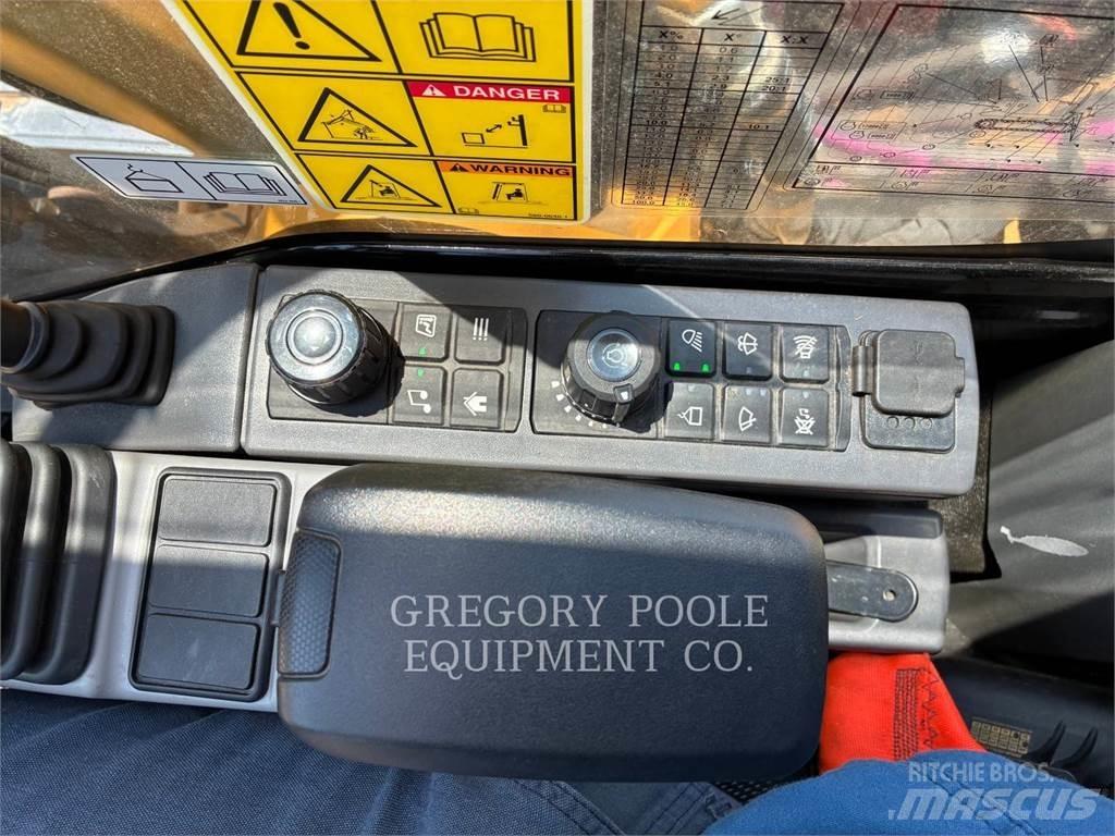 CAT 31007 Bageri guseničari