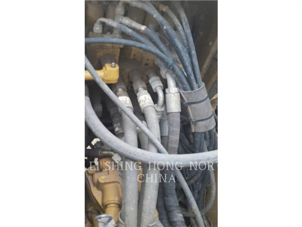 CAT 313D2GC Bageri guseničari