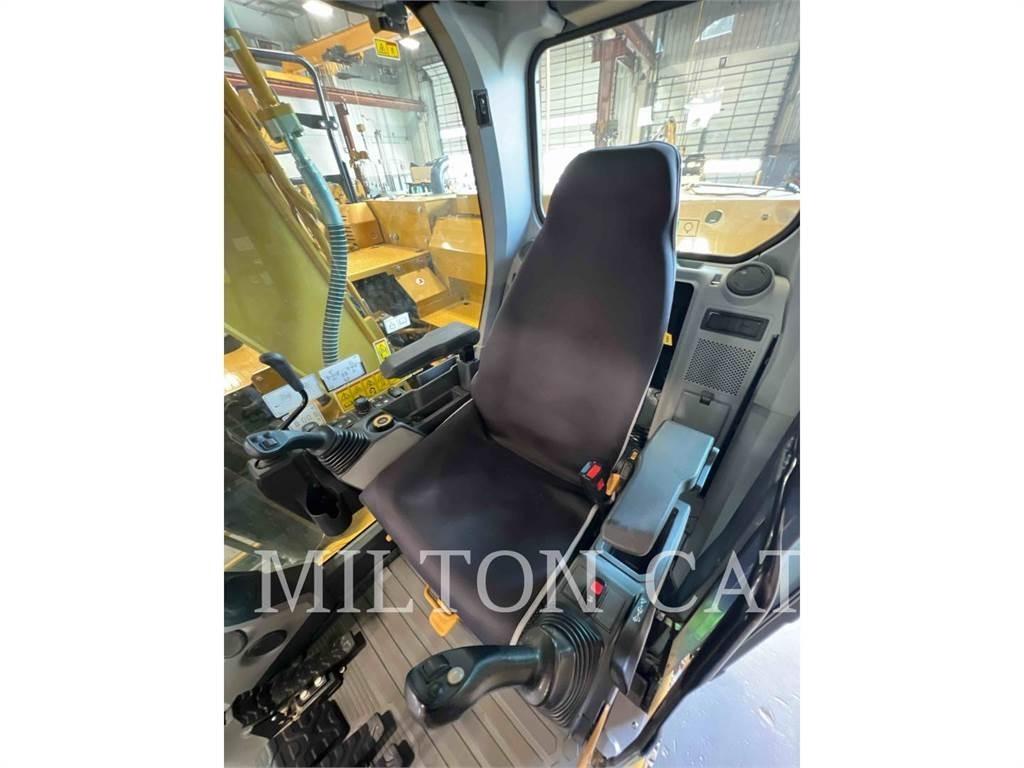 CAT 31507 Bageri guseničari