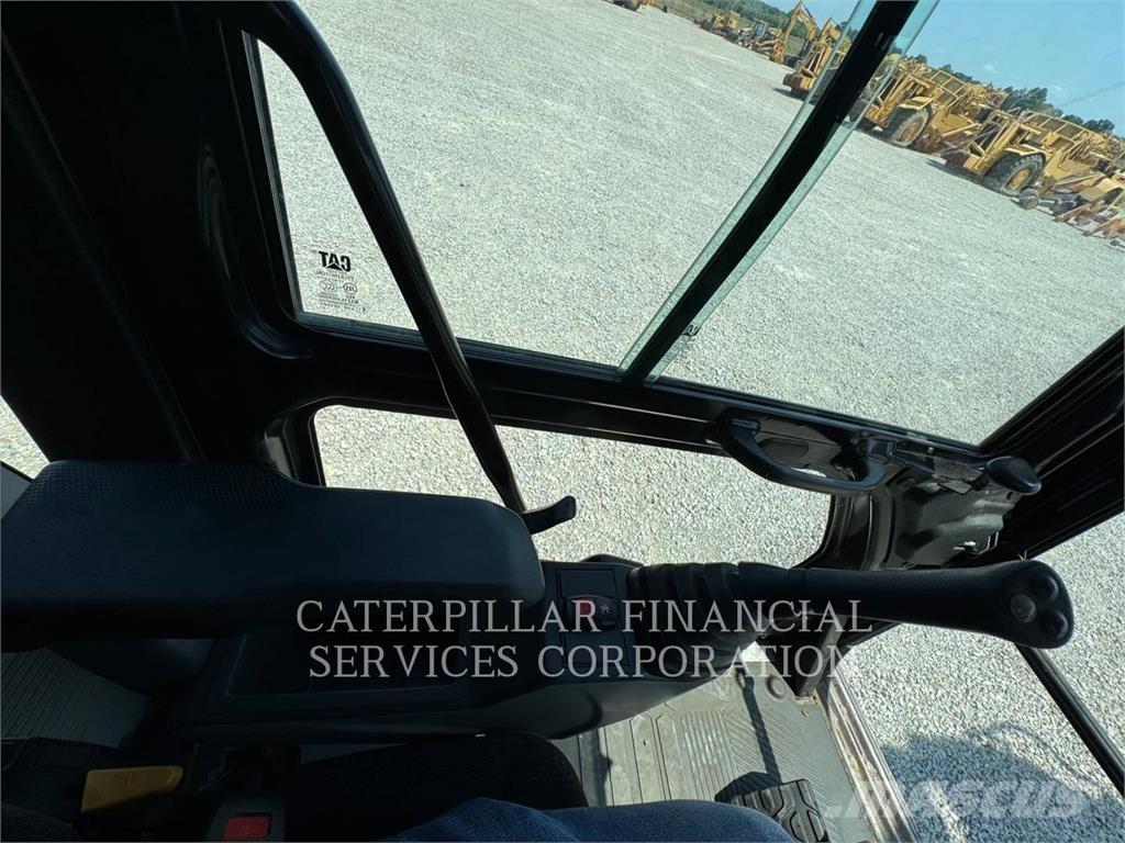 CAT 31707GC Bageri guseničari