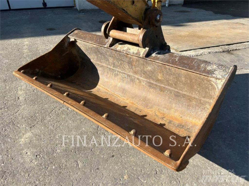 CAT 318F Bageri guseničari