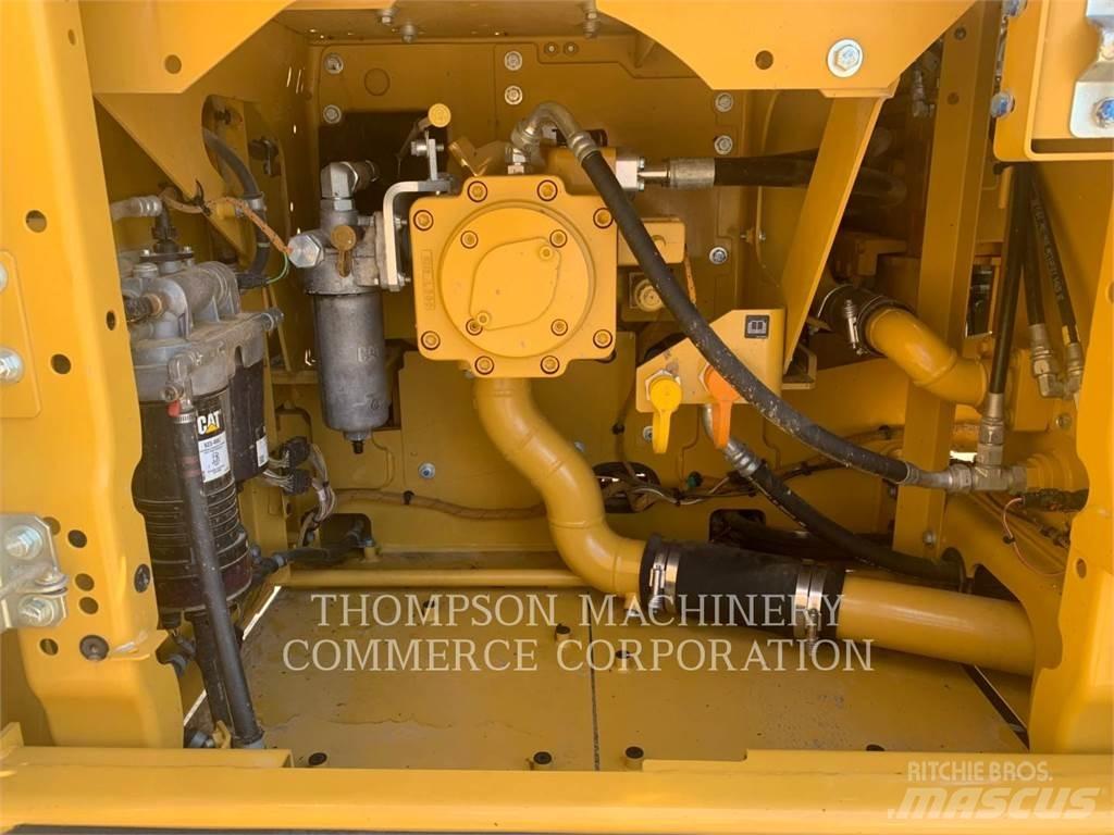 CAT 320 Bageri guseničari
