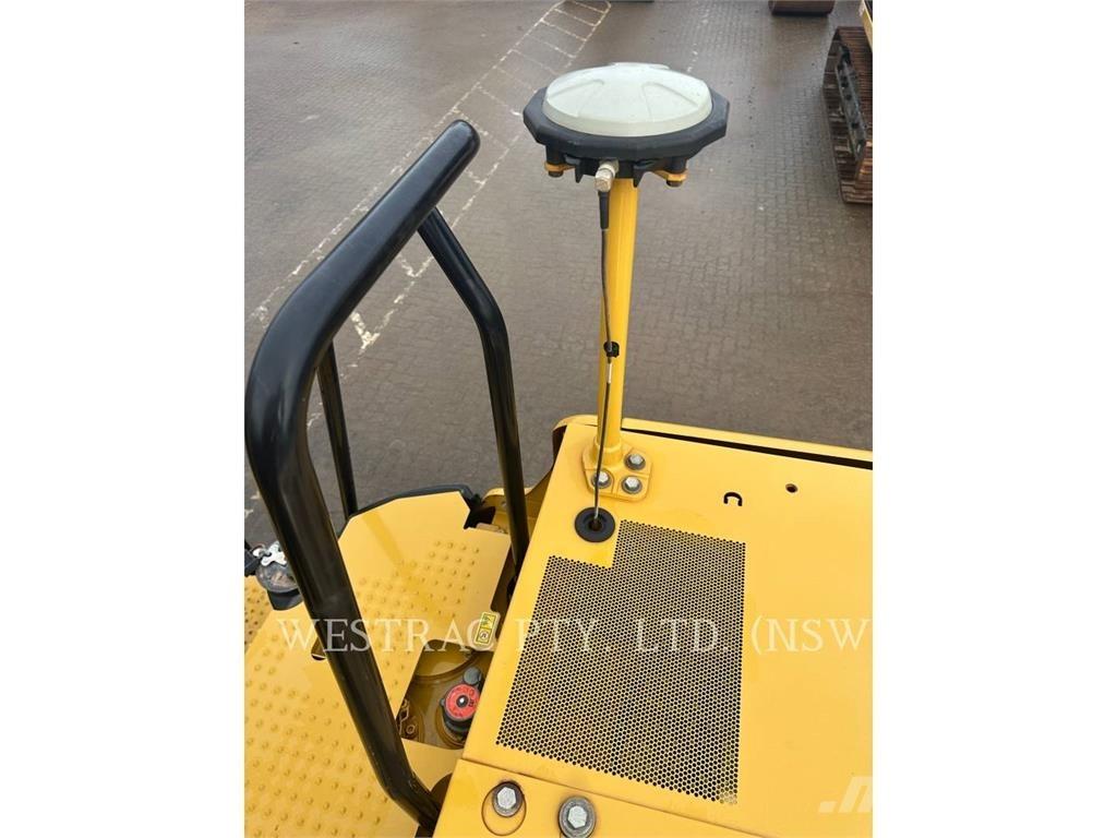 CAT 320-07 Bageri guseničari