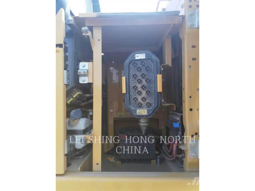 CAT 320-07 Bageri guseničari