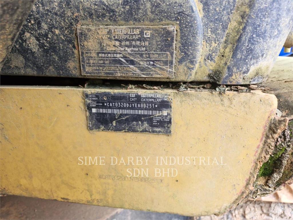 CAT 320D2 Bageri guseničari