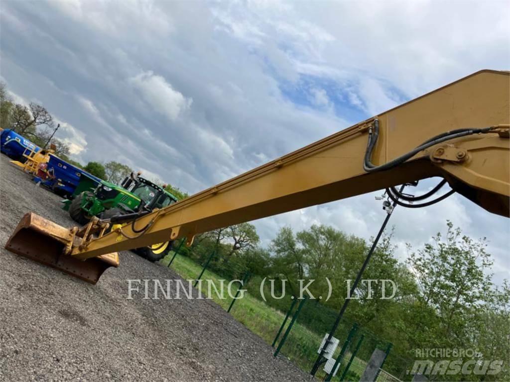 CAT 320E SLR Bageri guseničari