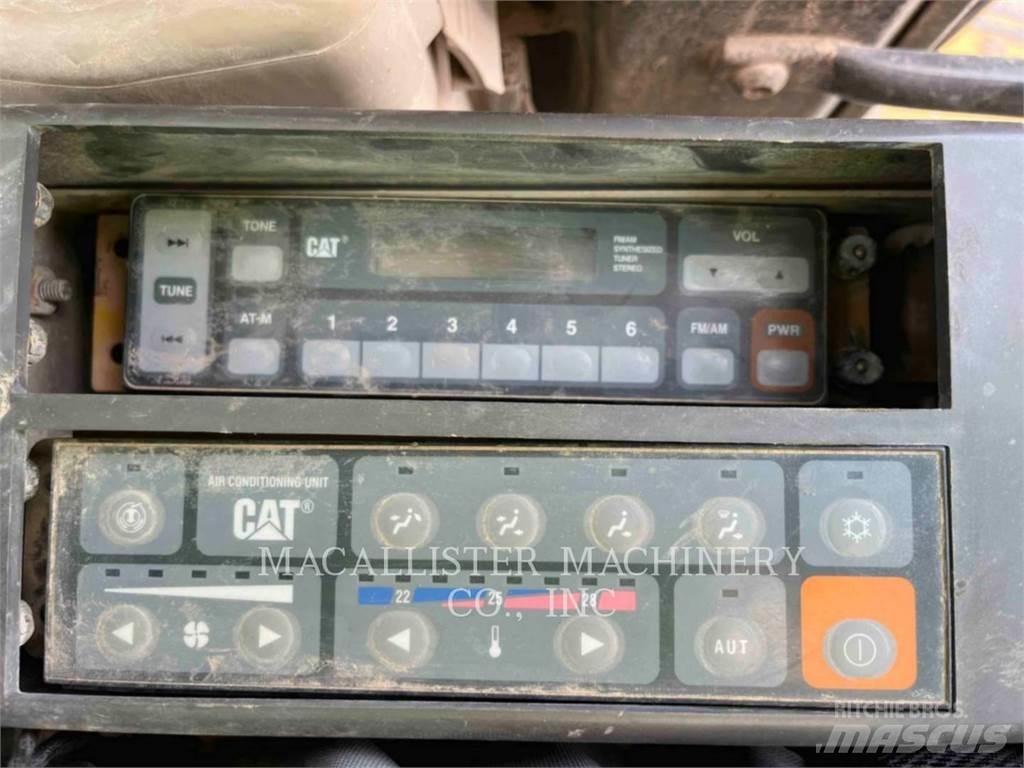 CAT 321CLCR Bageri guseničari