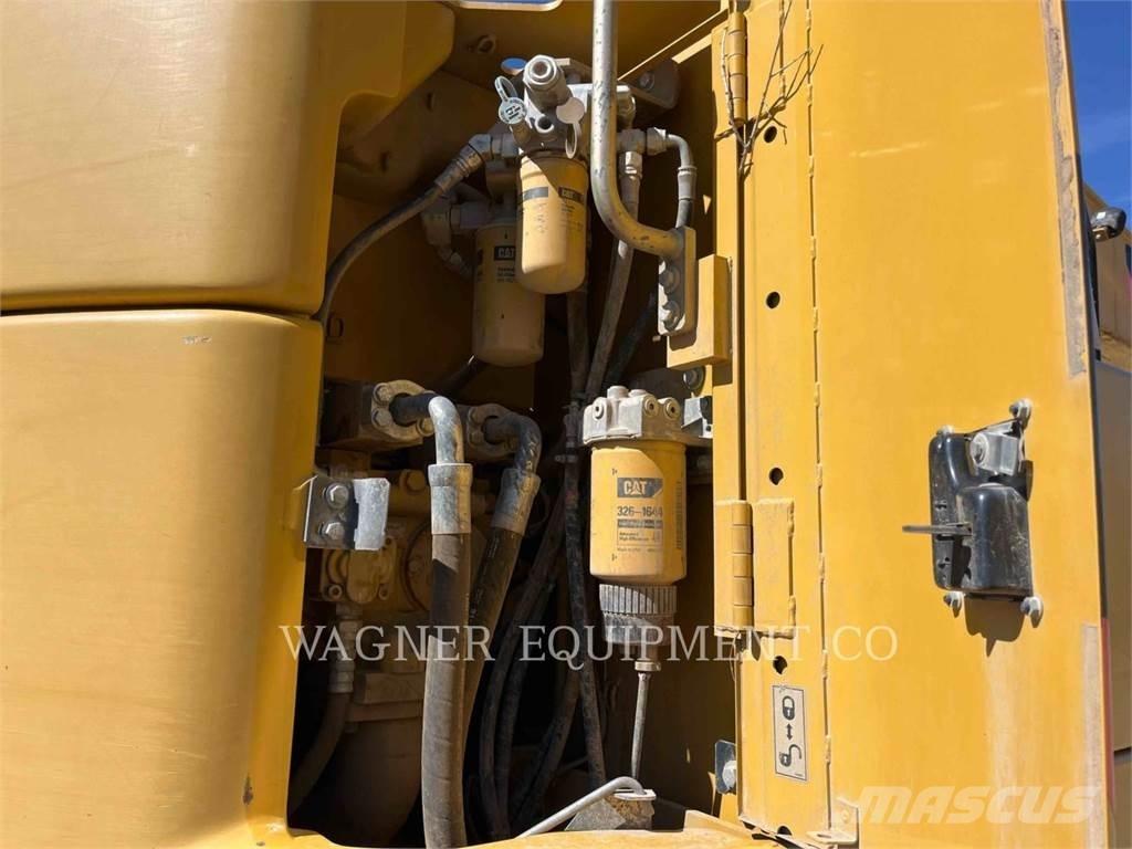 CAT 321DL TCIR Bageri guseničari