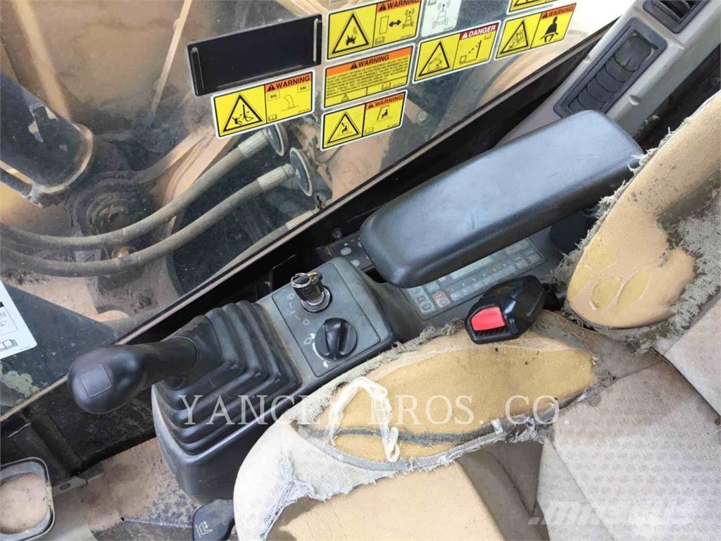 CAT 321DLCR Bageri guseničari